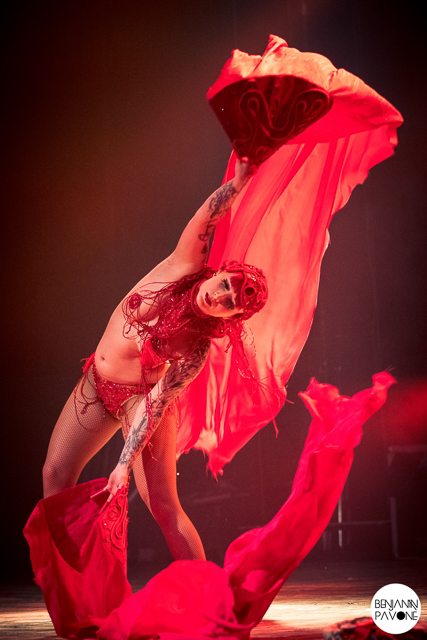Le cabarest burlesque à la Rock School Barbey